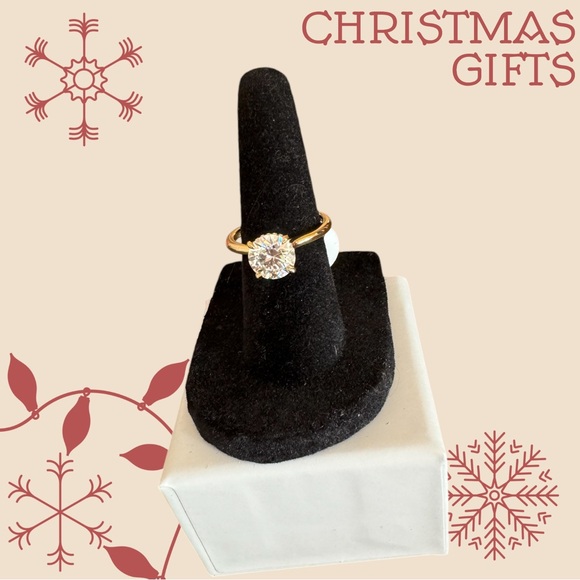 Stunning 2 carat engagement ring. Size 7 NEW - Picture 4 of 9